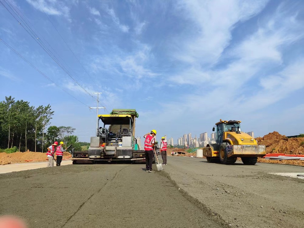 郑州aoa体育|中国有限公司官网路面施工结尾